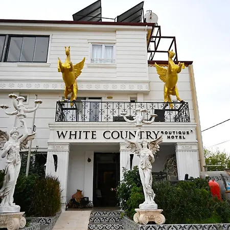 White Country Villages Hotel 3*