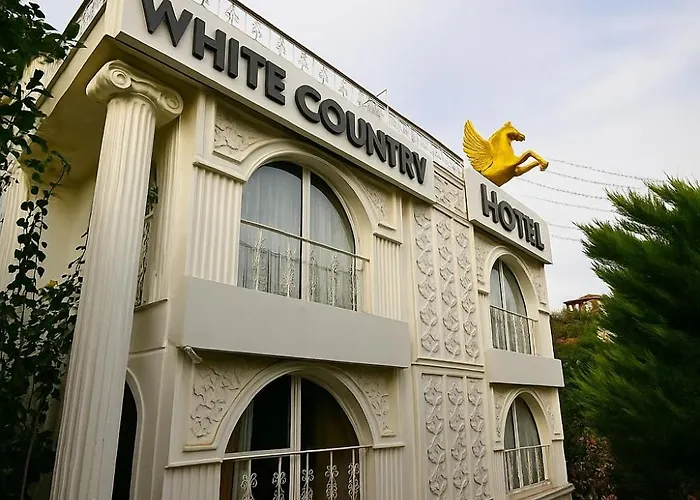 White Country Villages Hotel 3*