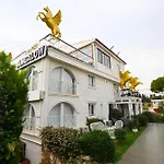 White Country Villages Hotel