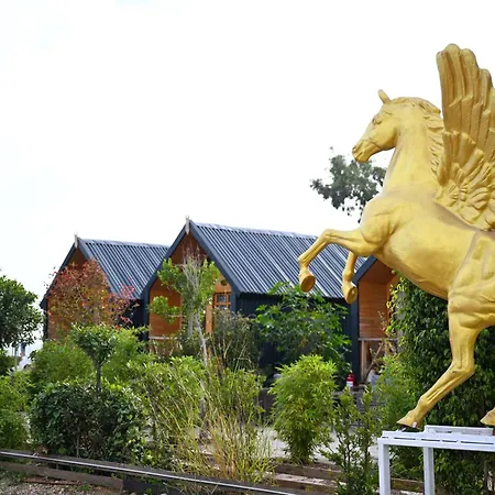 White Country Villages 3*