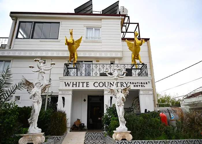 White Country Villages فندق 3*